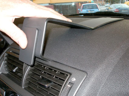 Brodit Extra-strength ProClip 213437 voor Ford Mondeo 2001-2007 - detail van dashboardmontage