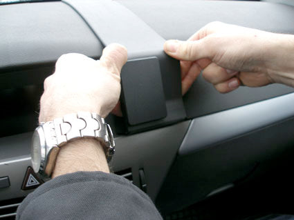 Brodit Extra-strength ProClip 213443 voor Opel Astra 2004-2009 - ProClip geplaatst in het voertuig