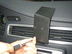 Brodit Extra-strength ProClip 213447 voor Volvo XC70 2008-2011, Volvo V70 II 2008-2011 en Volvo S80 2007-2011 - detail van dashboardmontage
