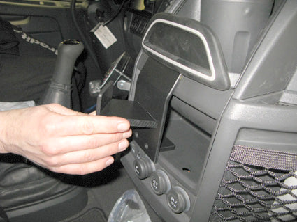 Brodit Extra-strength ProClip 213459 voor Volvo NH series 2009-2012, Volvo FM series 2009-2013 en Volvo FH series 2009-2012 - ProClip geplaatst in het voertuig