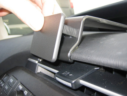 Brodit Extra-strength ProClip 213470 voor Toyota Prius 2010-2016 - ProClip geplaatst in het voertuig