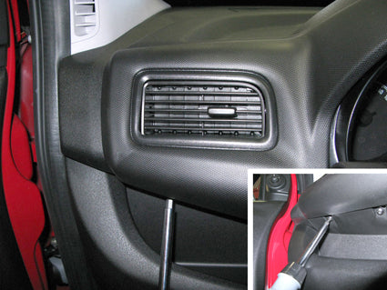 Brodit Extra-strength ProClip 213477 voor Fiat Doblò 2010-2014 en Opel Combo 2012-2018 - montagepositie op dashboard