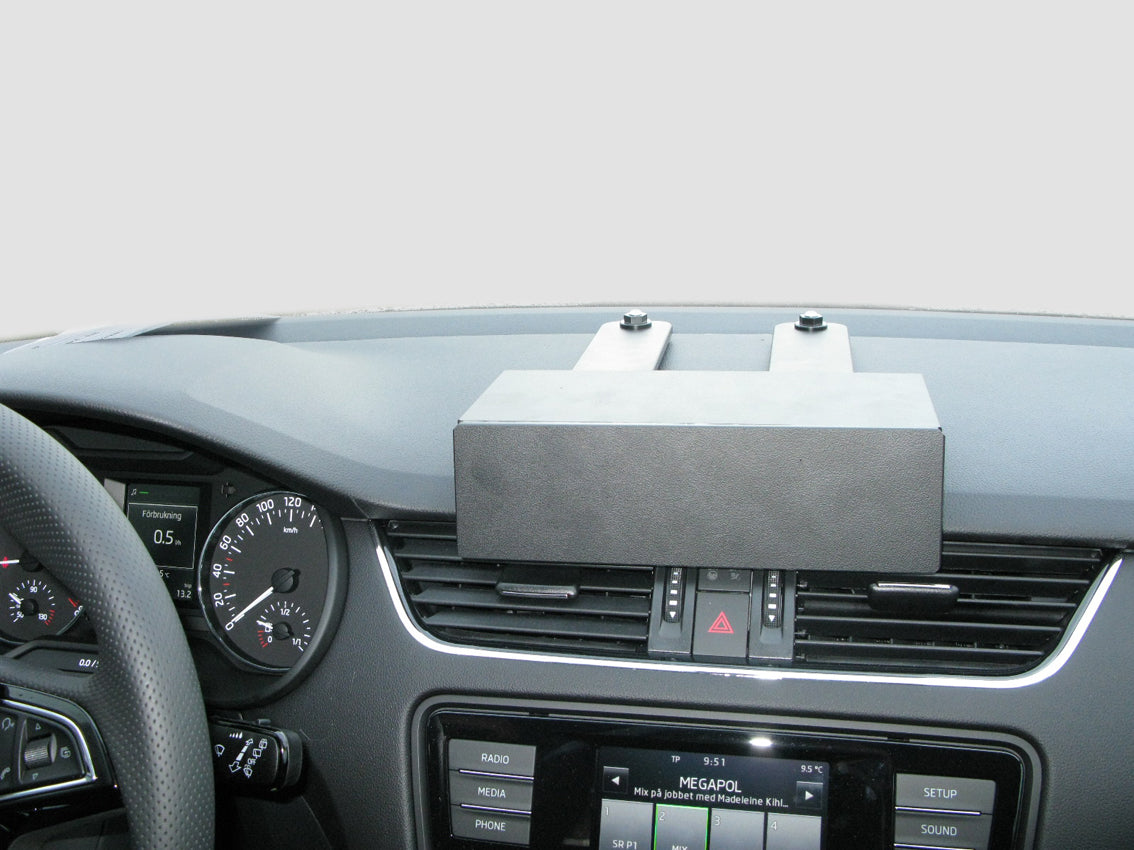 Brodit Extra-strength ProClip 213496 voor Skoda Octavia III 2013-2021 - productfoto zwarte ABS montagebasis