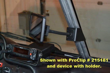 Brodit Extra-strength ProClip 213508 voor Freightliner MT 55 2015-2026 en Freightliner MT 45 2015-2026 - detail van dashboardmontage