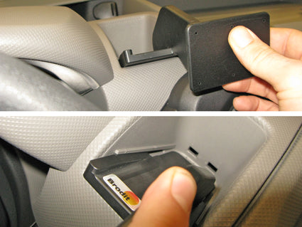 Brodit Extra-strength ProClip 213520 voor Nissan NV400 2012-2020, Opel Movano 2011-2019 en Renault Master 2011-2019 - ProClip geplaatst in het voertuig