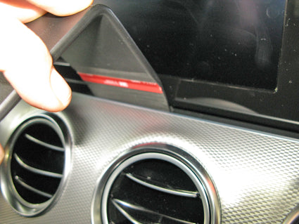 Brodit Extra-strength ProClip 213521 voor Mercedes Benz E-Class, Stationwagon 2017 en Mercedes Benz E-Class, Sedan 2017 - montagepositie op dashboard