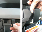Brodit Extra-strength ProClip 213532 voor MAN TGE 2019-2024 en Volkswagen Crafter 2017-2024 - montagepositie op dashboard