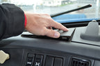 Brodit Extra-strength ProClip 213547 voor Volvo VNM series 2003-2018, Volvo VNL series 2003-2018 e.a. - montagepositie op dashboard
