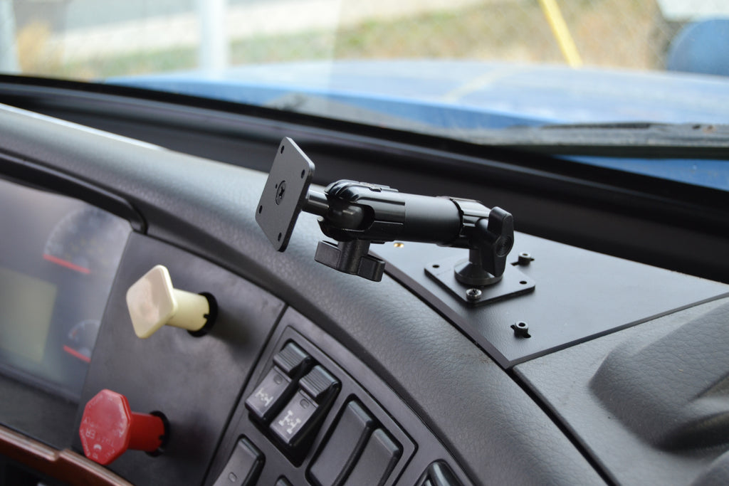 Brodit Extra-strength ProClip 213547 voor Volvo VNM series 2003-2018, Volvo VNL series 2003-2018 e.a. - montagefoto 7