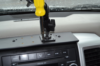 Brodit Extra-strength ProClip 213551 voor Dodge Ram Pick Up 4500/5500 2009-2018, Dodge Ram Pick Up 2500/3500 2009-2018 e.a. - detail van dashboardmontage