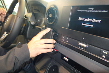 Brodit Extra-strength ProClip 213556 voor Mercedes Benz Sprinter 2019-2026 - montagepositie op dashboard