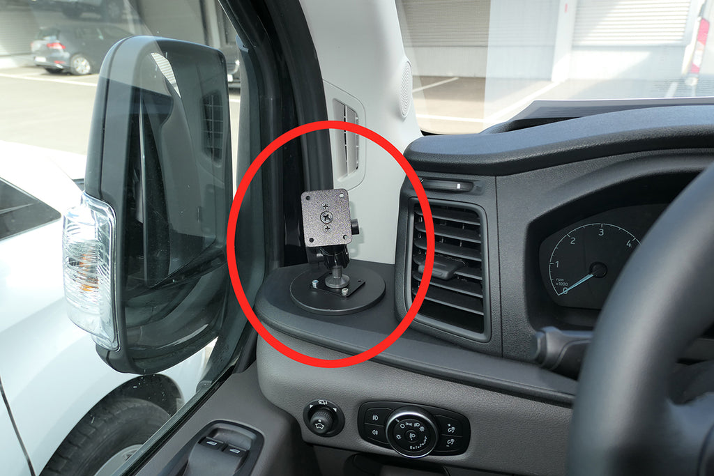 Brodit Extra-strength ProClip 213566 voor Ford Transit 2020-2026 - montagefoto 6