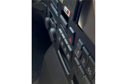 Brodit Extra-strength ProClip 213575 voor Volvo FM series 2021-2026 - montagepositie op dashboard