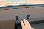 Brodit ProClip 213576 voor Hyundai Staria 2022-2026 - detail van dashboardmontage