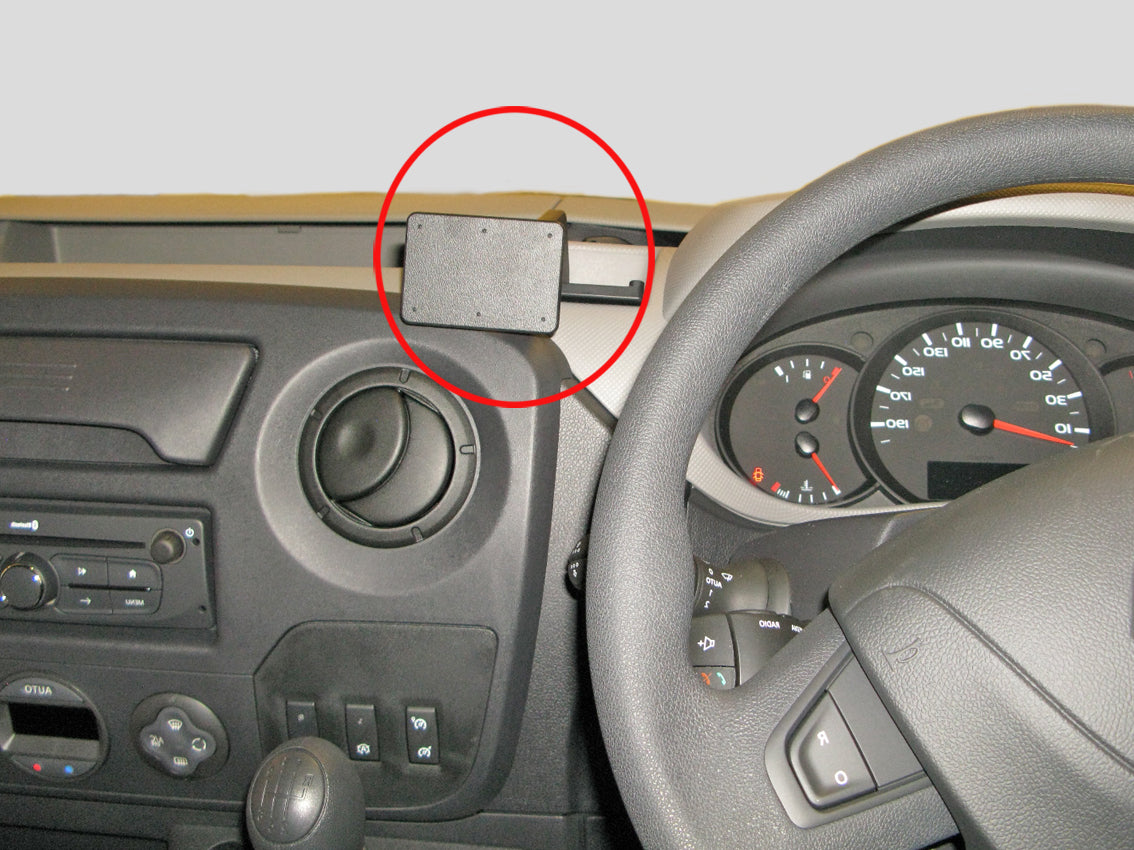 Brodit Extra-strength ProClip 313520 voor Nissan NV400 2012-2020, Renault Master 2011-2019 en Vauxhall Movano 2011-2019 - montagefoto 6