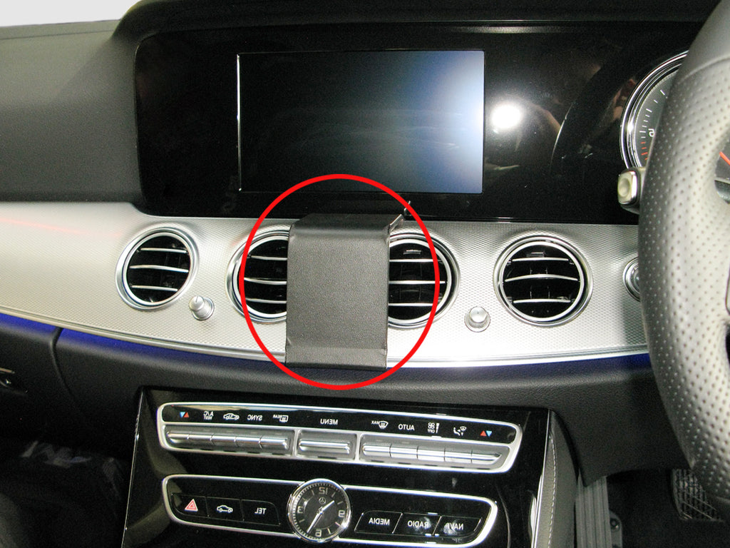 Brodit Extra-strength ProClip 313521 voor Mercedes Benz E-Class, Stationwagon 2017 en Mercedes Benz E-Class, Sedan 2017 - productfoto zwarte ABS montagebasis