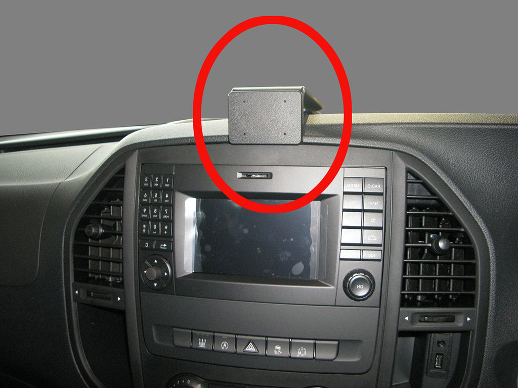 Brodit Extra-strength ProClip 313531 voor Mercedes Benz Vito 2015-2023 - montagefoto 8