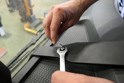 Brodit Extra-strength ProClip 313571 voor MAN TGX 2020-2026, MAN TGS 2020-2026 e.a. - detail van dashboardmontage