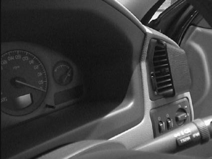 Brodit ProClip 602778 voor Volvo XC70 2000-2007, Volvo V70 N 2000-2008 en Volvo S60 2000-2010 - detail van dashboardmontage