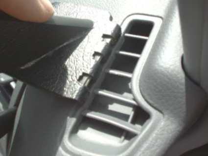 Brodit ProClip 603067 voor Toyota Previa 2001-2006 - detail van dashboardmontage