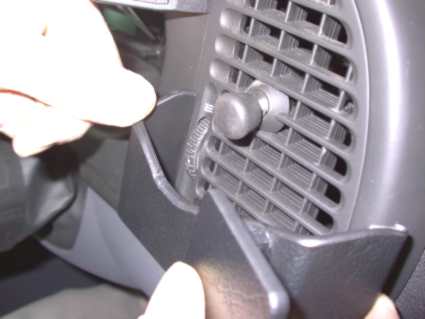 Brodit ProClip 603089 voor Saab 9-3 2003-2006 - ProClip geplaatst in het voertuig