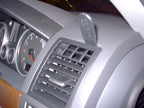Brodit ProClip 603179 voor Volkswagen Touareg 2003-2009 - montagepositie op dashboard