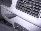 Brodit ProClip 603206 voor Ford Transit Connect 2003-2009 en Ford Tourneo Connect 2003-2009 - montagepositie op dashboard