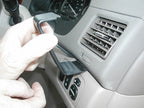 Brodit ProClip 603242 voor Toyota Sienna 2004-2010 - ProClip geplaatst in het voertuig