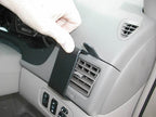 Brodit ProClip 603242 voor Toyota Sienna 2004-2010 - detail van dashboardmontage
