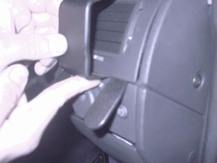 Brodit ProClip 603263 voor Opel Meriva 2003-2010 en Vauxhall Meriva 2003-2010 - montagepositie op dashboard