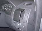 Brodit ProClip 603263 voor Opel Meriva 2003-2010 en Vauxhall Meriva 2003-2010 - detail van dashboardmontage