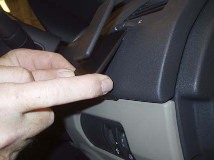 Brodit ProClip 603502 voor Renault Mégane II 2003-2009 - detail van dashboardmontage