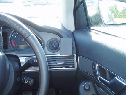 Brodit ProClip 603509 voor Audi S6 2004-2009 en Audi A6 2004-2009 - installatiepositie