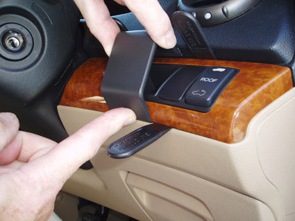 Brodit ProClip 603514 voor Honda Odyssey 2005-2007 - ProClip geplaatst in het voertuig