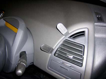 Brodit ProClip 603579 voor Citroen C4 2005-2010 - montagepositie op dashboard