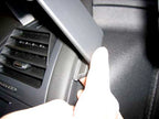 Brodit ProClip 603579 voor Citroen C4 2005-2010 - detail van dashboardmontage