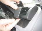 Brodit ProClip 603606 voor Volkswagen Passat CC 2009-2017, Volkswagen Passat Alltrack 2012-2015 en Volkswagen Passat 2005-2014 - ProClip geplaatst in het voertuig