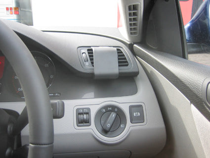 Brodit ProClip 603606 voor Volkswagen Passat CC 2009-2017, Volkswagen Passat Alltrack 2012-2015 en Volkswagen Passat 2005-2014 - installatiepositie