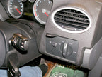 Brodit ProClip 603725 voor Ford Focus 2005-2010 - montagepositie op dashboard