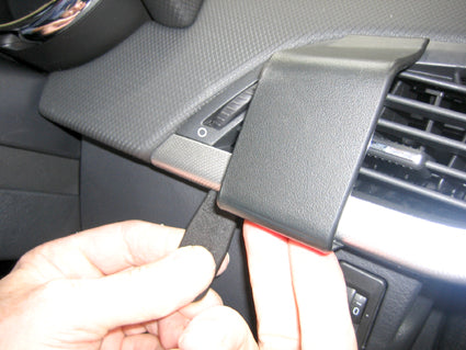 Brodit ProClip 603817 voor Peugeot 207 2006-2014 - ProClip geplaatst in het voertuig