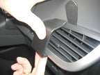 Brodit ProClip 603817 voor Peugeot 207 2006-2014 - detail van dashboardmontage