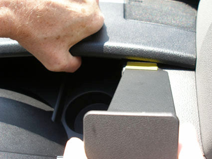 Brodit ProClip 603875 voor Mercedes Benz Sprinter 2007-2018 en Volkswagen Crafter 2007-2016 - montagepositie op dashboard