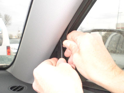 Brodit ProClip 604097 voor Toyota Kluger 2008-2013 en Toyota Highlander 2008-2013 - montagepositie op dashboard