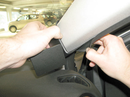 Brodit ProClip 604131 voor Ford Mondeo 2008-2014 - montagepositie op dashboard