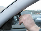 Brodit ProClip 604136 voor Mercedes Benz E-Class, Stationwagon 2003-2009, Mercedes Benz E-Class, Sedan 2002-2008 en Mercedes Benz E-Class, Coupé 2002-2009 - montagepositie op dashboard