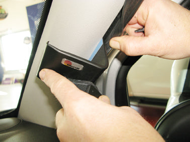 Brodit ProClip 604211 voor Citroen Berlingo Transport 2008-2018, Citroen Berlingo Family 2008-2018 en Peugeot Partner 2008-2018 - ProClip geplaatst in het voertuig