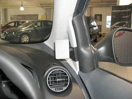 Brodit ProClip 604273 voor Seat Toledo 2004-2009 en Seat Altea 2004-2014 - installatiepositie