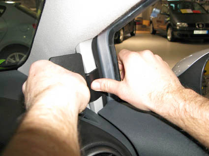 Brodit ProClip 604274 voor Seat Leon 2006-2012 - ProClip geplaatst in het voertuig