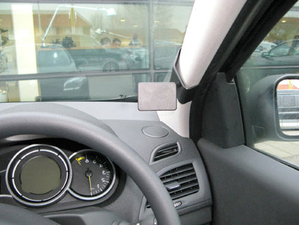 Brodit ProClip 604284 voor Renault Mégane III 2009-2016 en Renault Fluence 2010-2015 - installatiepositie