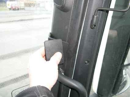 Brodit ProClip 604286 voor MAN TGX 2008-2019, MAN TGS 2008-2019 en MAN TGM 2014-2019 - ProClip geplaatst in het voertuig
